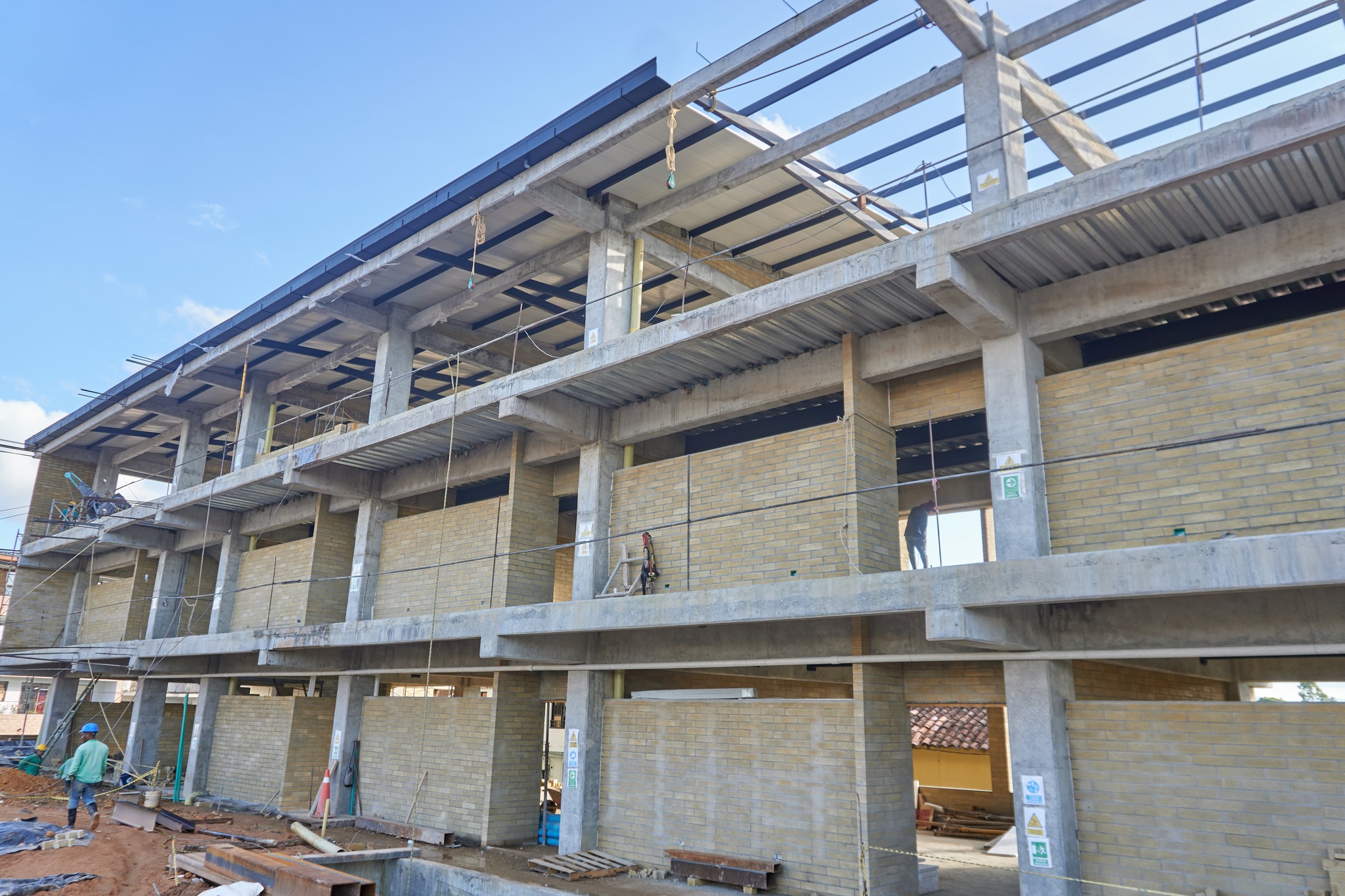 Construcción Colegio Eduardo Aguilar 2025